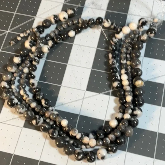 Set Zebra Stone Beads 10/8/6/4mm - Picture 2 of 3